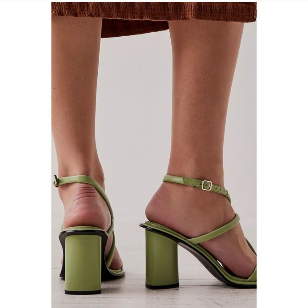 NEW Free People Secretly Sage Green Perth Strappy Slingback Heels - Picture 7 of 16